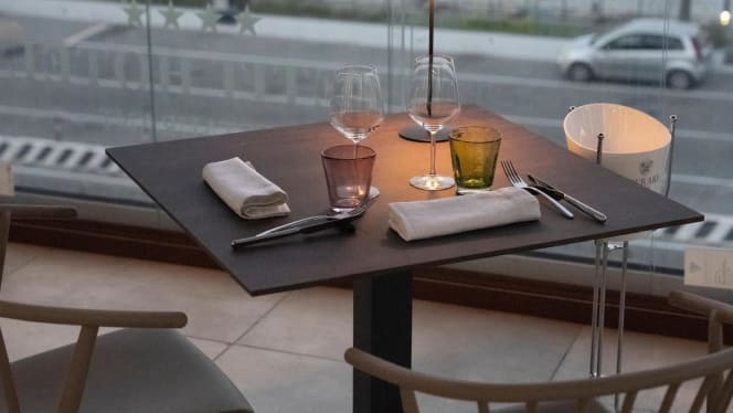 Petit Restaurant - 9