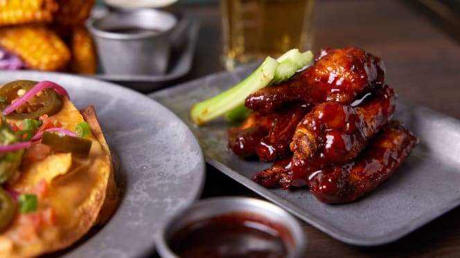 Aviator Sports Bar & Restaurant - 2