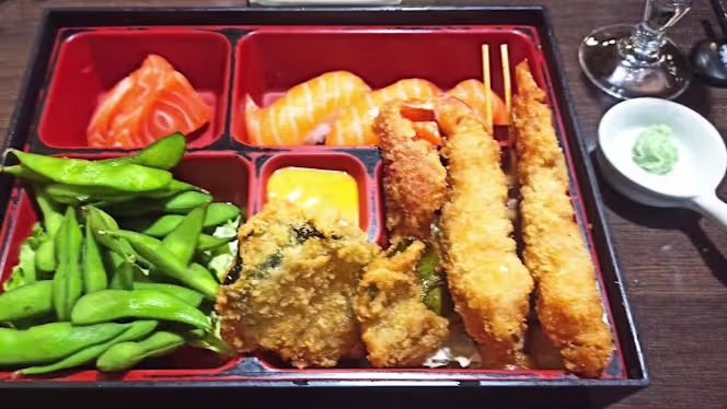 Sushi Resto - 4