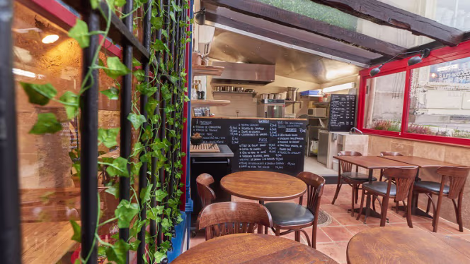 Les Deux Colombes - 5