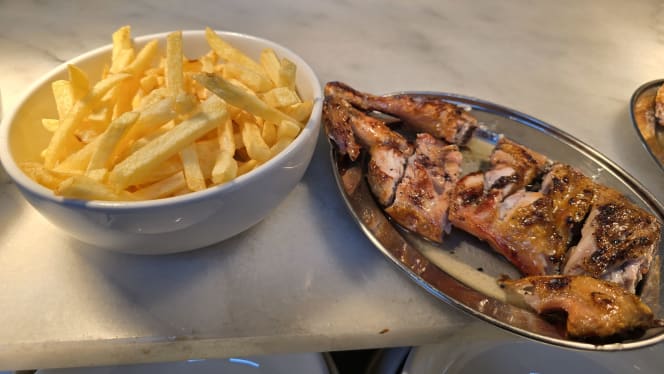 Amanti Parchal - Grill & Pizza - 4