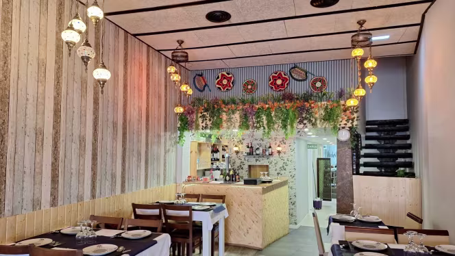 Swad Restaurante - Bilbo - 0