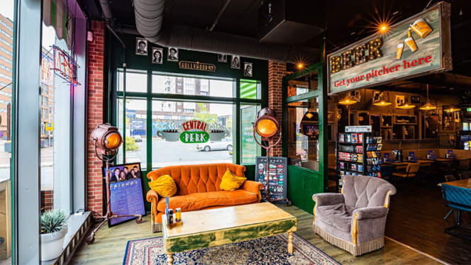 Hollywood cafe Rotterdam - 4