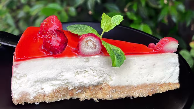 Burgheria Trattoria Americana - Docks Dora - 1