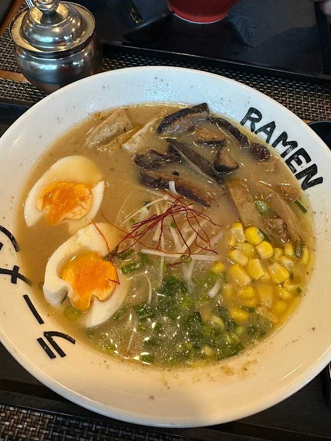 Ronin Ramen - 3