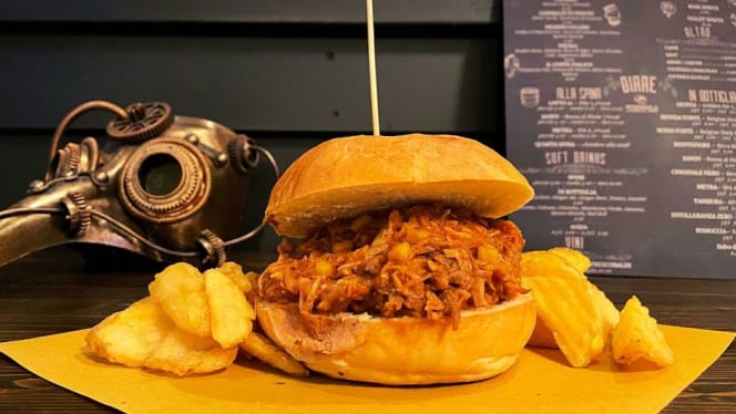 Squisio Cocktails & Burgers - 2