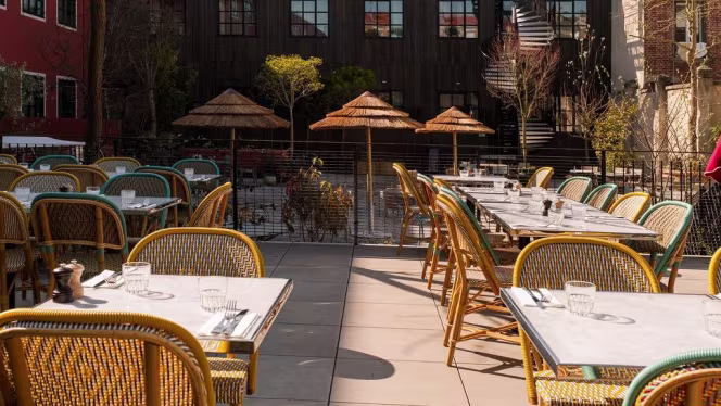 MOB HOTEL Restaurant - 9