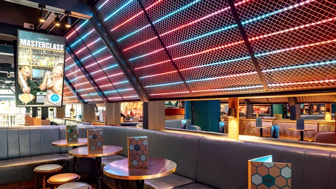 Slug & Lettuce Bath - 4