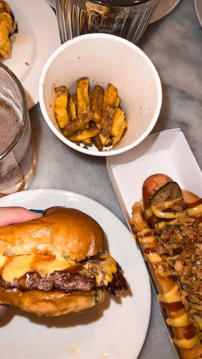 Antonia’s Burger Balmes - Barcelona - 1