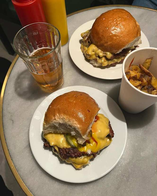 Antonia’s Burger Balmes - Barcelona - 4