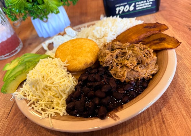 Sabores y Sonrisas - 0