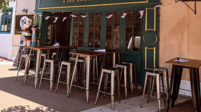 The Rooster French Gastro Pub - 9