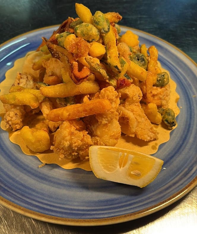 Combo Lounge Restaurant - 4