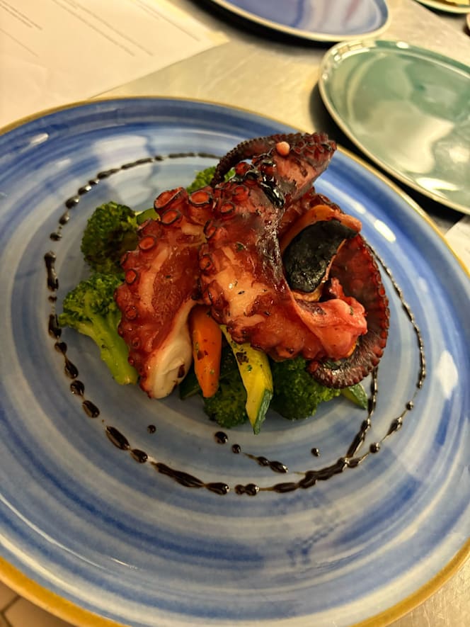 Combo Lounge Restaurant - 5