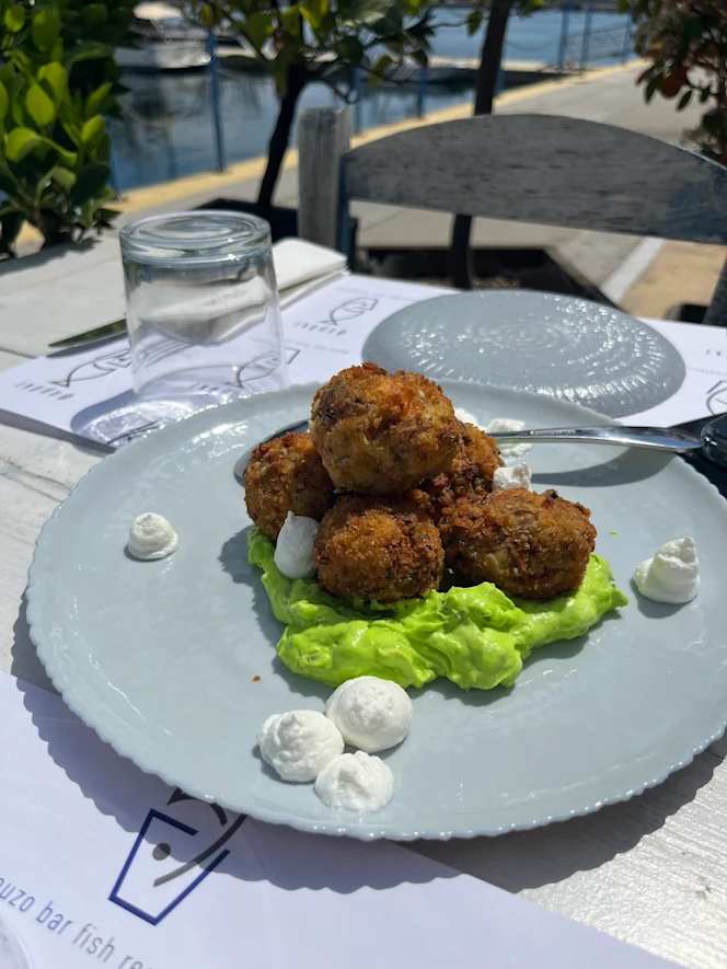 Ψαράκι Premium Seafood & Mediterranean Bites - 0
