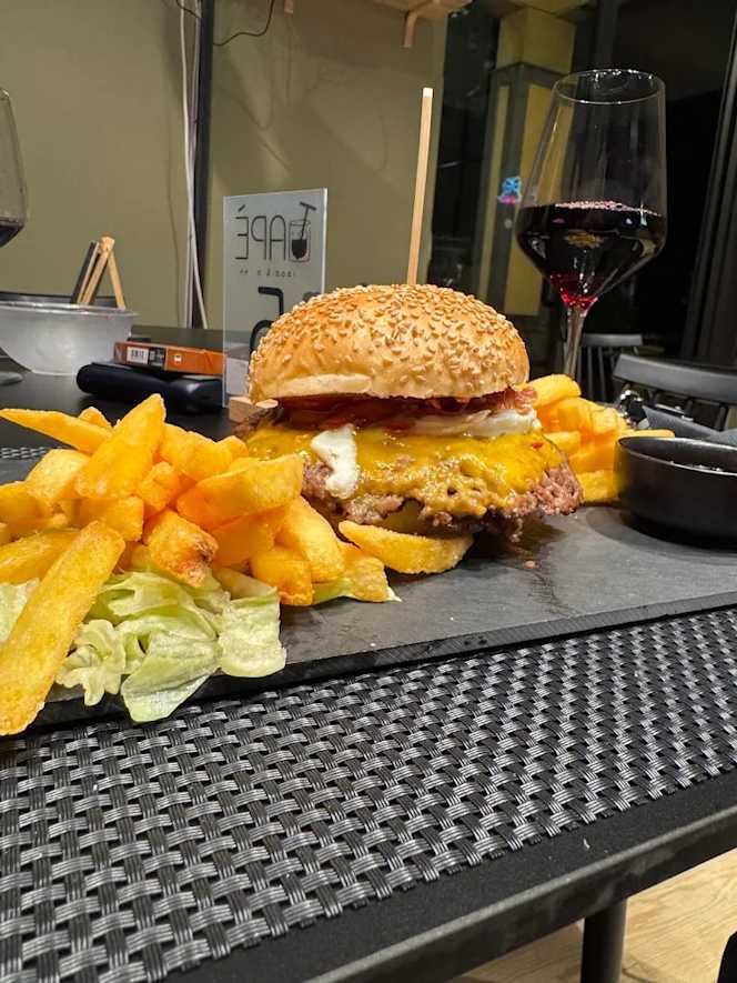 Nuz Burger and Drink - 2