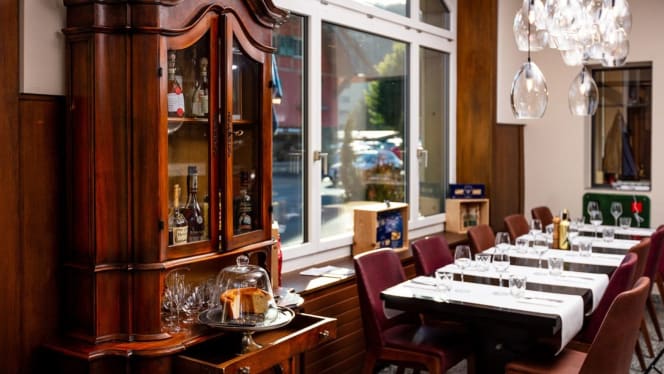 Taverna Hotel Restaurant - 6