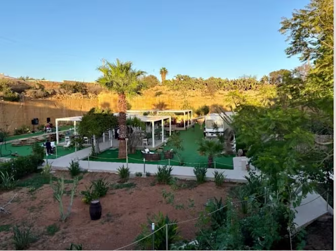 LA CAVA Food & Drink - 3