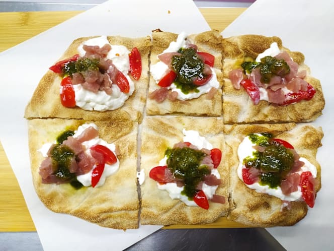 LA CAVA Food & Drink - 5