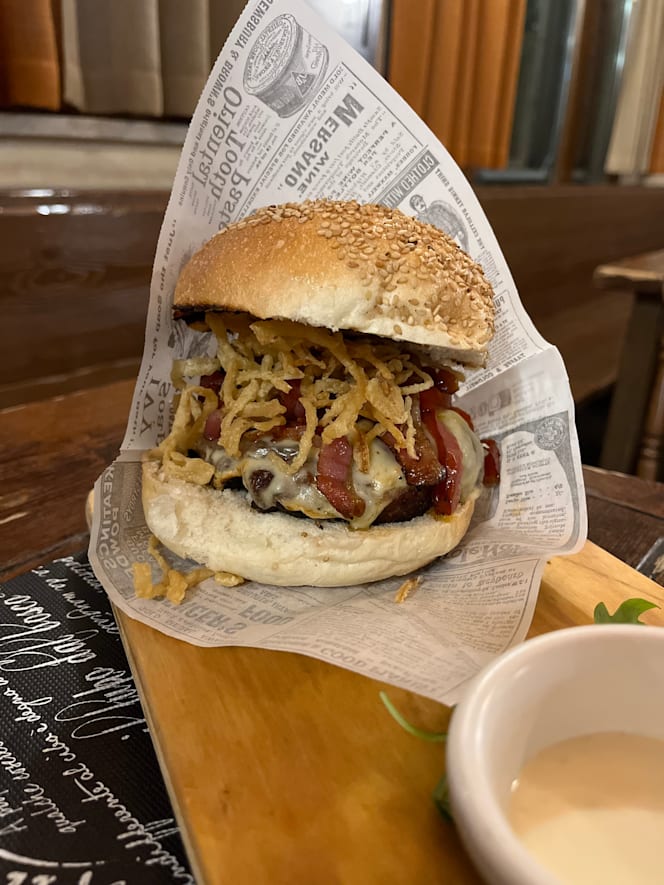 HIPPODROME RISTO PUB - 1