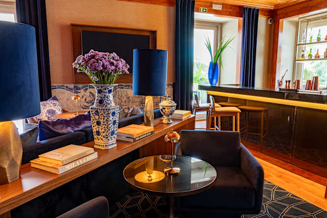 Kan.Jo Bar & Restaurant - 6