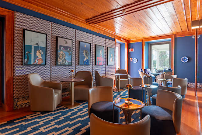 Kan.Jo Bar & Restaurant - 9