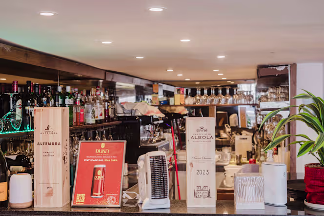 Pane, Vino and Amore - 2