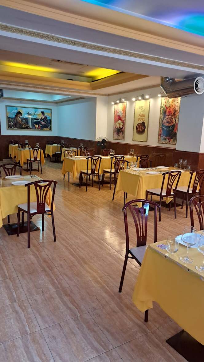 RISTORANTE INDIANO "AROMA" - 2