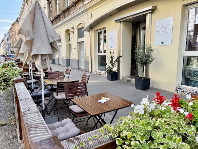 Raia - Cafe, Wein & Food - 7