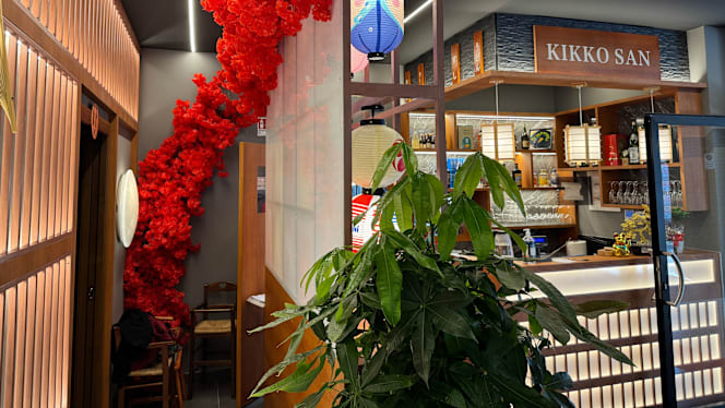 Kikko San - Sushi Ramen Izakaya - 7