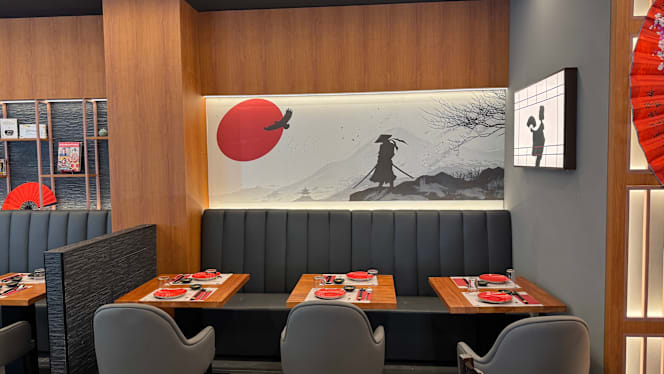 Kikko San - Sushi Ramen Izakaya - 5