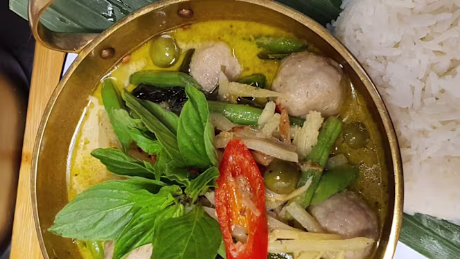 Charme Thai Bistro - 1