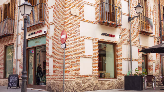 Jamón y Vino Alcalá - 0