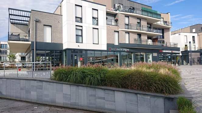 La Chaise au Plafond - 3