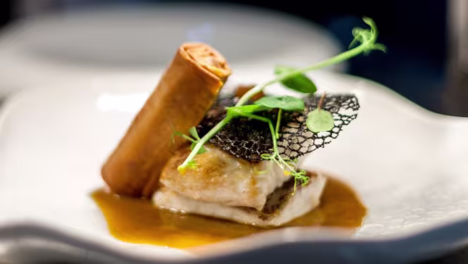 Balcony Restaurant - 4