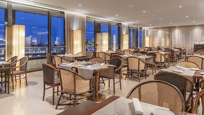Balcony Restaurant - 8