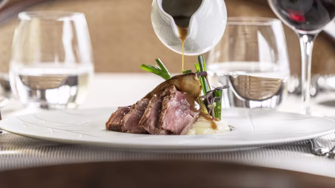 Balcony Restaurant - 3