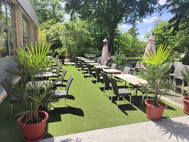 Nova Cafe - 8