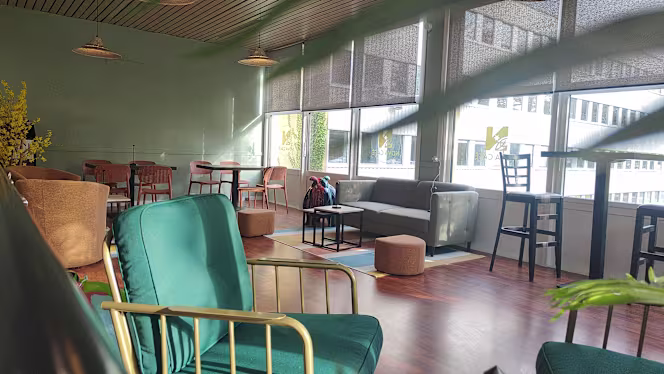 Nova Cafe - 7