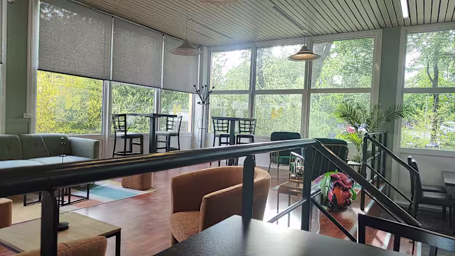 Nova Cafe - 6