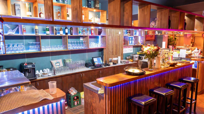 Mr.Linh 13 Restaurant - 7