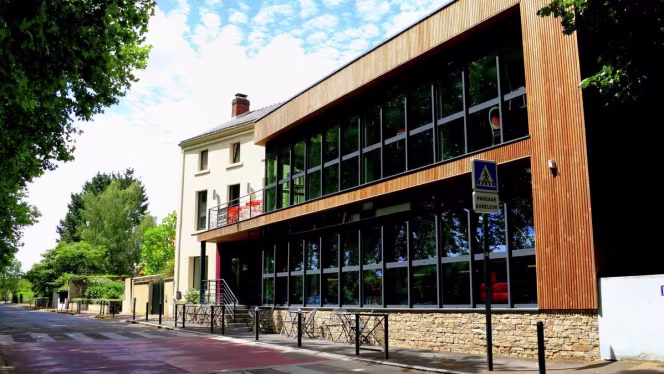 La Belle Equipe 1877 - 4