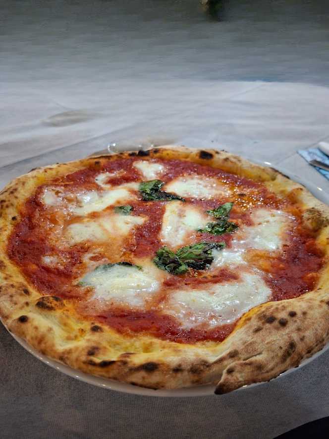 Pizzeria Queen - 2