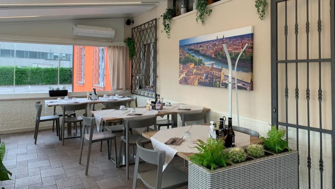 NumeroUno Trattoria Pizzeria - 9