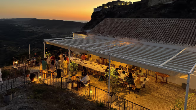 Naquela Mesa - Cozinha do Mar e da Serra - 0