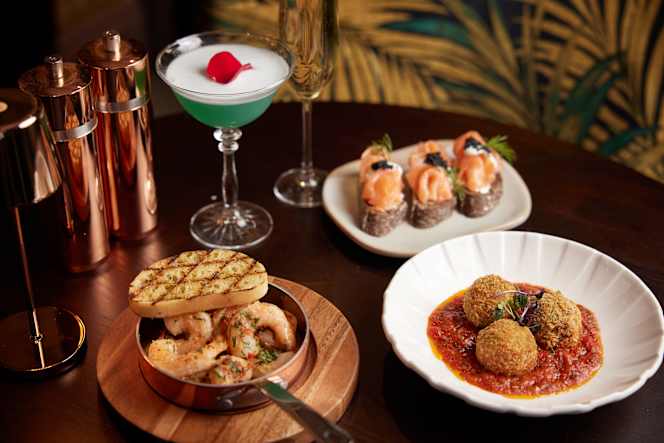 The Green Parlour at The Royal Horseguards Hotel - 4