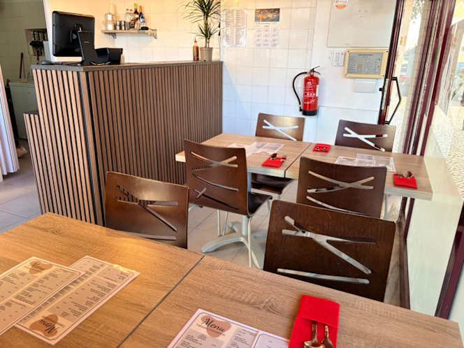 Viet Eats Restaurant - 2