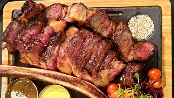 Alecco Bar & Restaurant - 7