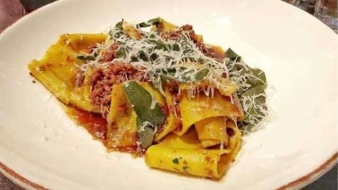 Alecco Bar & Restaurant - 1