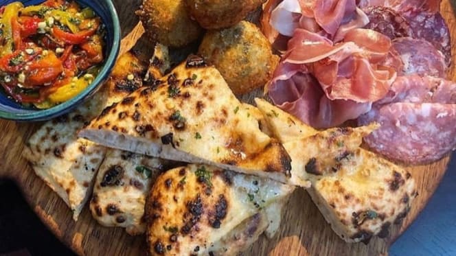 Alecco Bar & Restaurant - 6